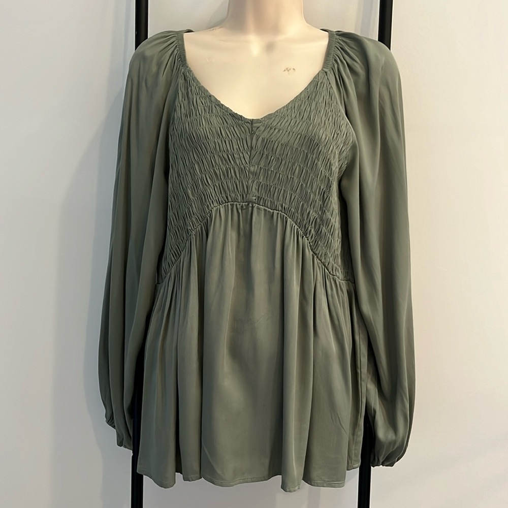 Heyson Green Smoked Long Sleeve Empires Blouse Top Women Size M